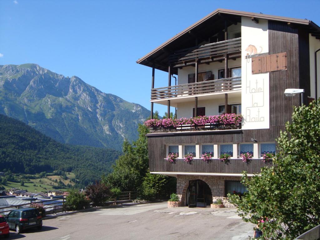 Hotel La Baita 安达洛 外观 照片
